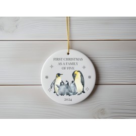 First Christmas as a Family - Tree Decoration Ornament Bauble Growing Family Keepsake – New Baby Gift – Family Christmas Décor – Ceramic Holiday Ornament (2024, Family of Five)