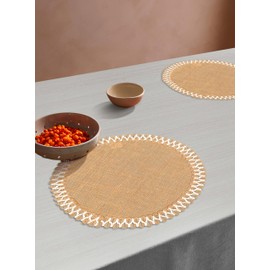 Hausattire Jute Burlap Placemat 14 Inches Round - Natural, Lace Design Edges Round Mats for Bar Table Wedding Indoor Outdoor Rustic Farmhouse Kitchen Coffee Dinner Table Decor Mats - Set of 4