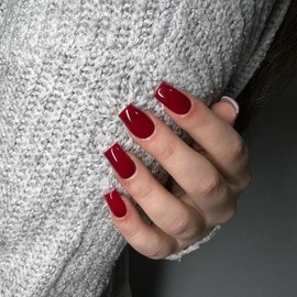 KQueenest 30 PCS Wine Red Press on Nails Medium Short Square, Acrylic Fake Nails Natural, Colored Gel Glue on Nails Short Coffin False Nails Set, Varied Sizes For Women Daily Decoration