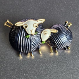GFM® Sheep Enamel Brooch - A-Dark Grey - (Brch-ENM-SHP-A-GHBH)