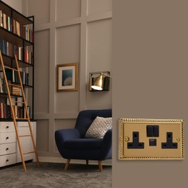 Varilight 2-Gang 13A Single Pole Switched Socket with 1x USB A & 1x USB C Charging Ports Classic Georgian Brass with Black Insert