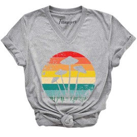 Retro Mushroom Shirt for Womens Graphic Tees Magic Mycology Outfits