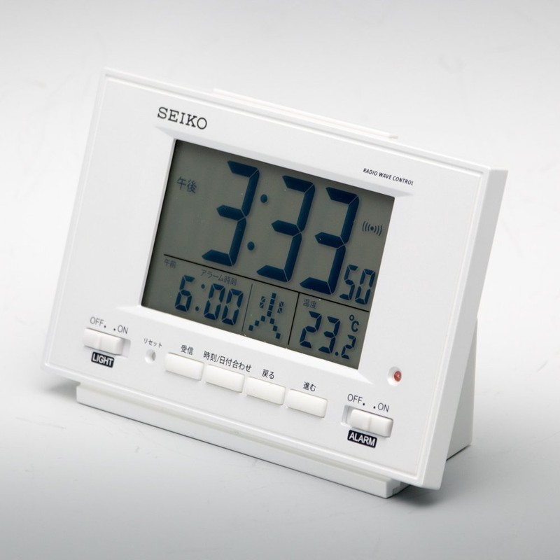 Seiko SQ778W Alarm Clock, Automatic Lighting, Radio Control, Digital Calendar,