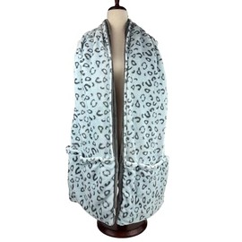 Wolf Essentials AnyWear Collection – CozyCarry Recycled Fleece 6-Pocket Scarf, Leopard