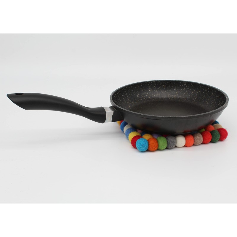 Grült Home Trivet - Felt Trivet for Cups, Pots, Pans