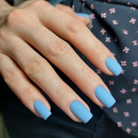 KQueenest Matte Light Blue Press on Nails Short Medium Square, Natural Fake Nails Acrylic for Women Finger Wear, Salon Like Gel Glue on Nails Short Coffin, Fall Winter False Nails Set, 24 Pcs No Glue