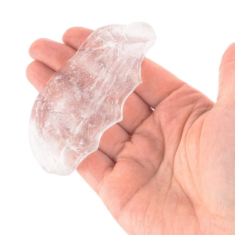 Plastic granules, mouldable plastic, simply melt in warm water, modelling