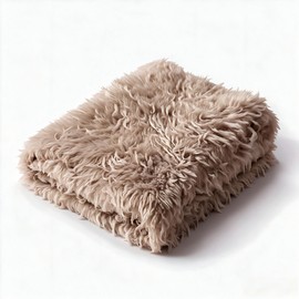 Faux Feather Shaggy Throw Blanket Light Coffee Blankets for Couch Bed Cozy Soft Fuzzy Decorative Throws Fluffy Plush Twin Size Blanket with Fleece Back