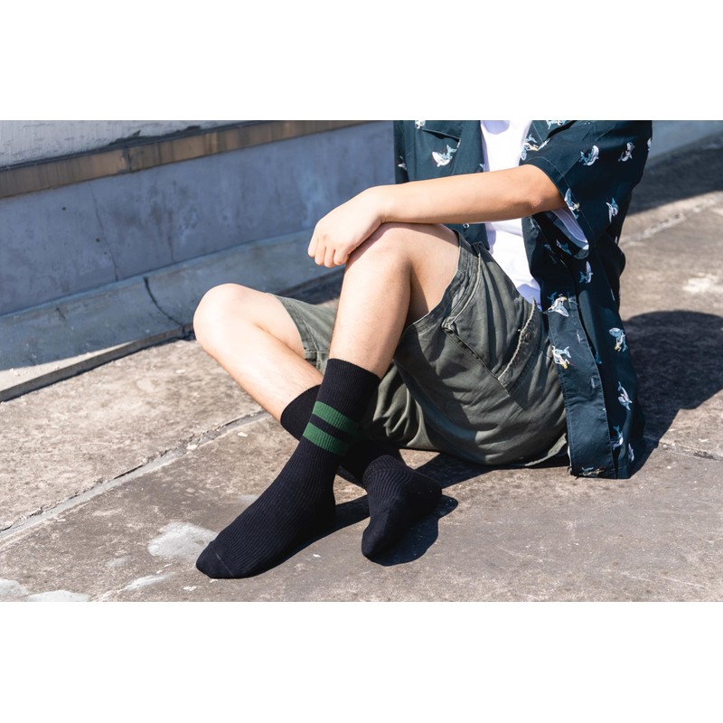 Tutucolor 4 Pairs Men Striped colouful Crew Socks - Retro