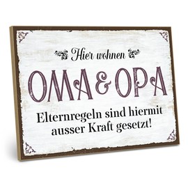 ARTFAVES® Wooden Sign with Saying "Hier wohnen Oma und Opa | Shabby Chic Vintage Sign | Decorative Gift for Family, Grandparents | Size: 28 x 19 cm