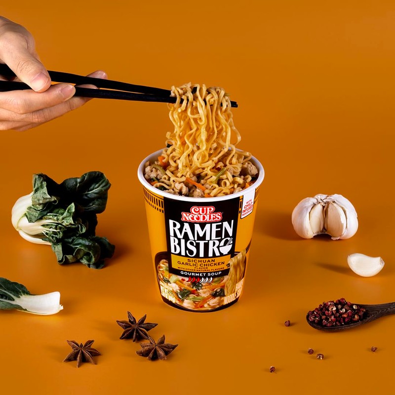 Nissin Cup Noodle Ramen Bistro, Sichuan Garlic Chicken, 3.1 Ounce