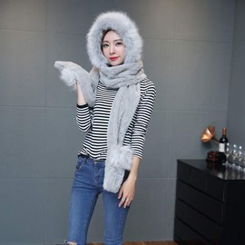 Women Hat Scarf Gloves Set 3-in-1 Winter Warm Plush Faux Fur Head Trapper Hooded Neck Warmer Windproof Earmuffs Snood Gloves Mittens Earflap Hat Long Scarf