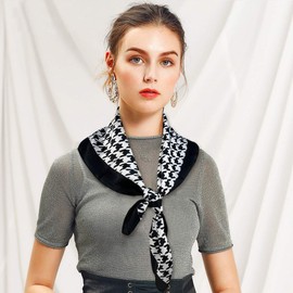 GERINLY Simple Houndstooth Print Neckerchief Soft Head Scarf for Sleep Classic Purse Scarf (Black)