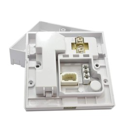 NTE5a Master Socket - latest BT compatible version containing Bellwire Filter plus IDC punch down tool