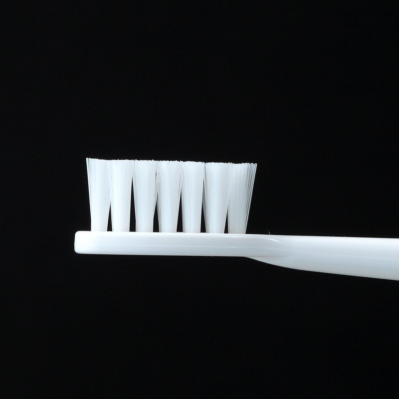 Clinica Kid's Hubbrush 6-12 Years Old