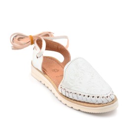 COLORES DE MEXICO MX - Mexican Leather Shoes with Long Crossed Roman Straps for Women - Model 440 (6, White)