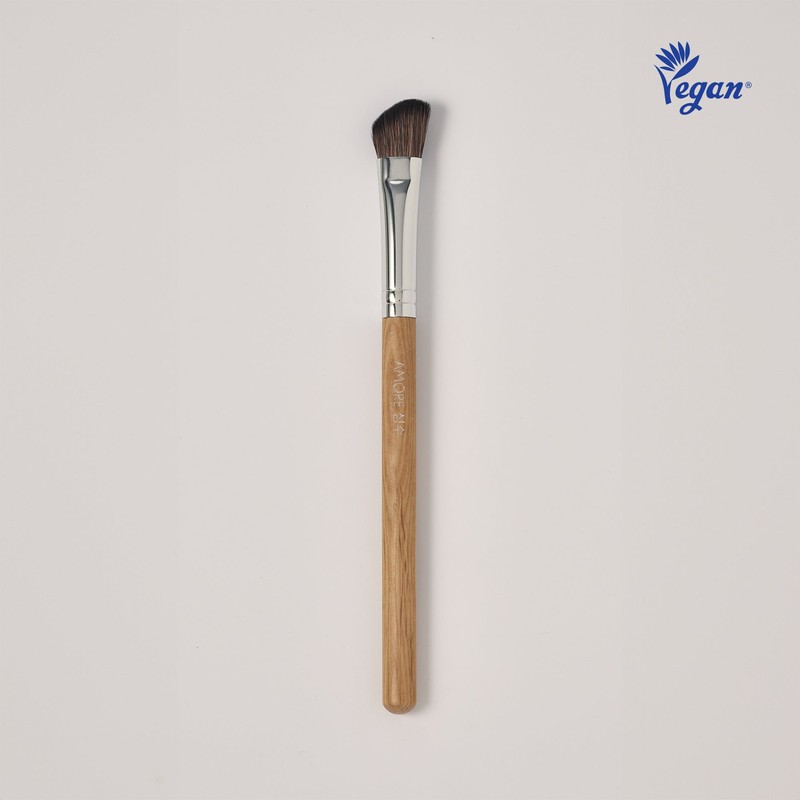 AMORE SEONGSU Brush 06_Eye Shawdow Angle Brush