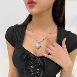 고품질 여성 포토하트목걸이 베스트 빈티지 심플 주얼리 액세 (WFJDR23) High-Quality Women's Photo Heart Necklace Best Vintage Simple Jewelry Accessory (WFJDR23)