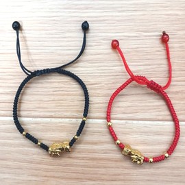 I agree to third-party provision for delivery of National Museum of Korea, Chinese Gourd Goods, Twisted Knot Bracelet, Money Luck, Feng Shui, Foreigner’s Gift, and K Goods. / 국립중앙박물관 국중박 굿즈 꽈배기 매듭 팔찌 금전운 풍수 외국인선물 K굿즈 배송을 위한 제3자 제공에 동의합니다