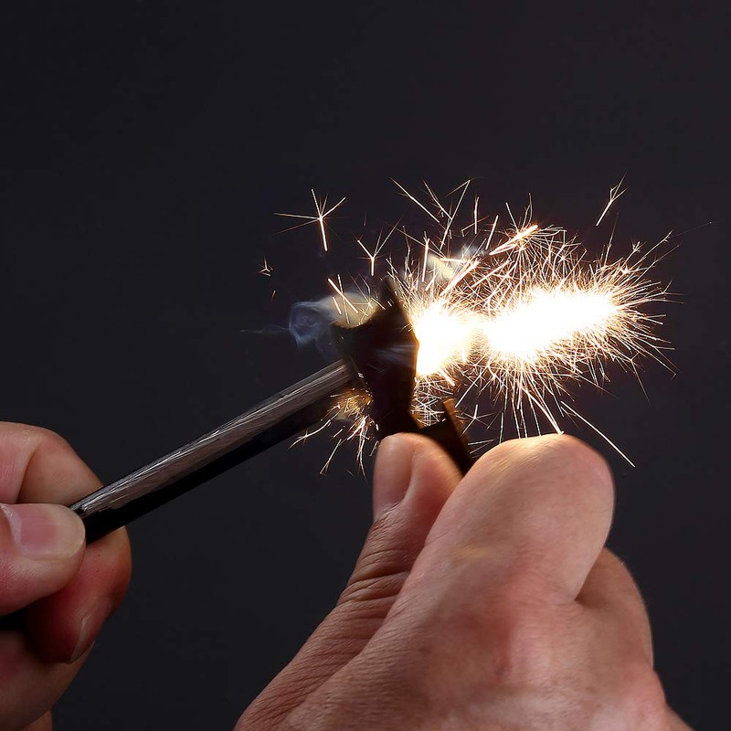 DOSMAMZ 2PCS Compact Fire Starter with Scraper Striker, Replaceable Threaded