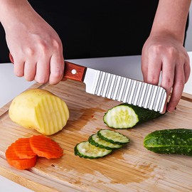 LATRAT 2 Pieces Potato Cutter Chip Cutter with Wooden Handle Stainless Steel Wave Cutter Crinkle Chopper for Potato and Vegetable