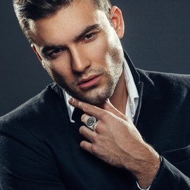 JewelryWe Men's Saint Michael Ring: Silver St. Michael Figurine Religious Signet Stainless Steel Hypoallergenic Amulet Ring Jewelry Gift Size P-Z