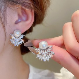 Crymystal Boho Crystal Pendant Earrings Teenager Pearl Drop Earrings Silver Pendant Earrings Pearl Earrings Sparkling CZ Earrings Glass Faster Bridal Wedding Earrings Jewellery Women Gifts, Zinc Alloy