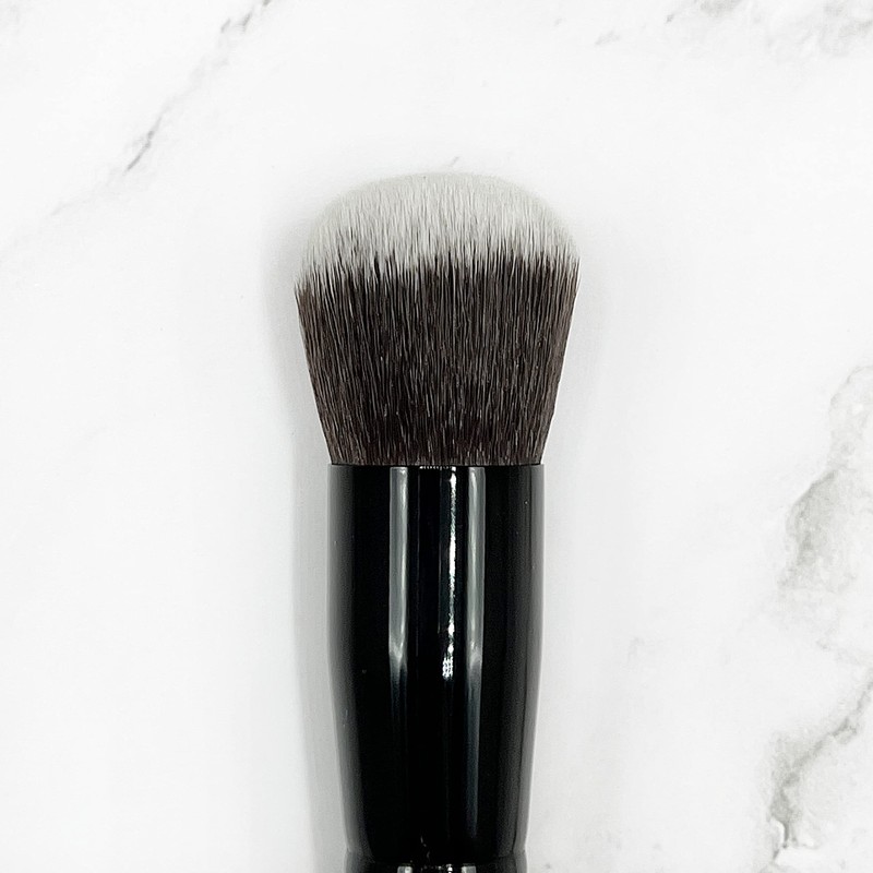 Impala Stippling Kabuki Brush N26 Round - soft and dense