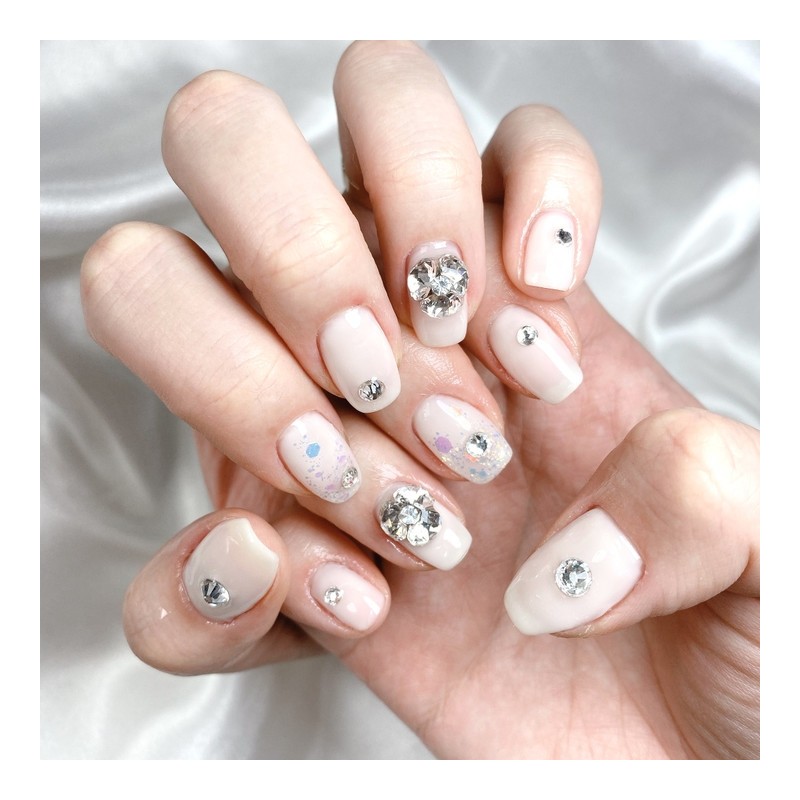 MunNail WeddingRecommended as wedding nails!!- Long Point / MunNail 웨딩웨딩네일로