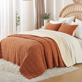 softpage Burnt Orange Quilts Queen Size， Cotton Linen Bedspreads Queen Size，3-Pieces Queen Quilt Set with Cream Stripe Bedding Coverlet Comforter Set with 2 Pillow Shams