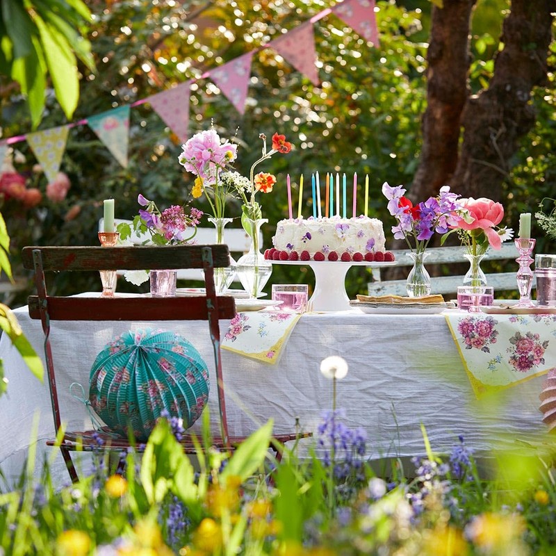Talking Tables Pack of 24 Afternoon Tea Vintage Floral Paper