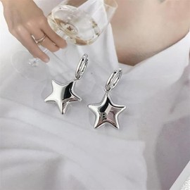 Gold Star Hoop Earrings for Women Silver Y2K Nugget Star Dangle Earring Small Star Hoop Drop Earrings Cute Celestial Dangle Drop Earringes Fashion Costume Jewelry Accessories (silver)