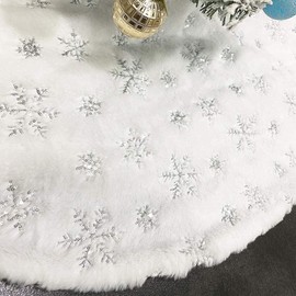 120 cm Christmas Tree Skirt Snow White Faux Fur Snowflake 48 Inch Tree Skirts for Merry Christmas Party Decoration