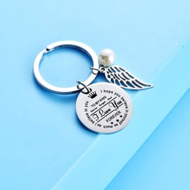 Keychain for Husband Wife Couples Birthday Bride Wedding Day Gifts for Him Her Marriage Valentines Day Boyfriend Key Chain Girlfriend Gift Women Men (To My King)