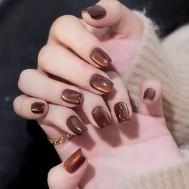 24 Pcs Press On Nägel Kurz, Eckige Künstliche Fingernägel zum Aufkleben, Acryl Press On Nails French, Full Cover Künstliche Nägel für Frauen und Mädchen (Maillard)