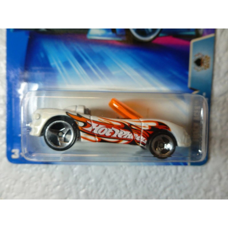 Hot Wheels 2004 Track Aces HOT WHEELS - CORVETTE STINGRAY
