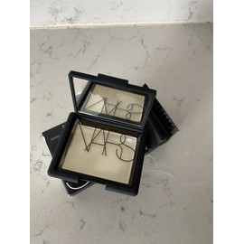 NARS  highlighting Powder blush -  Albstross - Hard to find