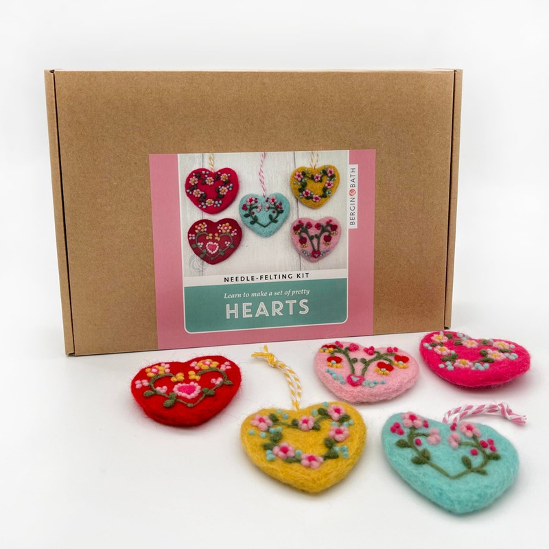 Bergin & Bath Needle Felting kit - Hearts. Learn to