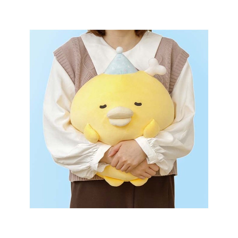 Chikip Dancers MO04101 Hone Chicken and Play Together Yasuya Hugging