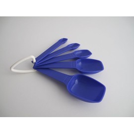TUPPERWARE E68 Measuring Spoons (5) purple blue