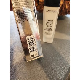 Lancôme Teint Idôle Classic Long Wear Octinoxate Sun- 095 IVOIRE W Read