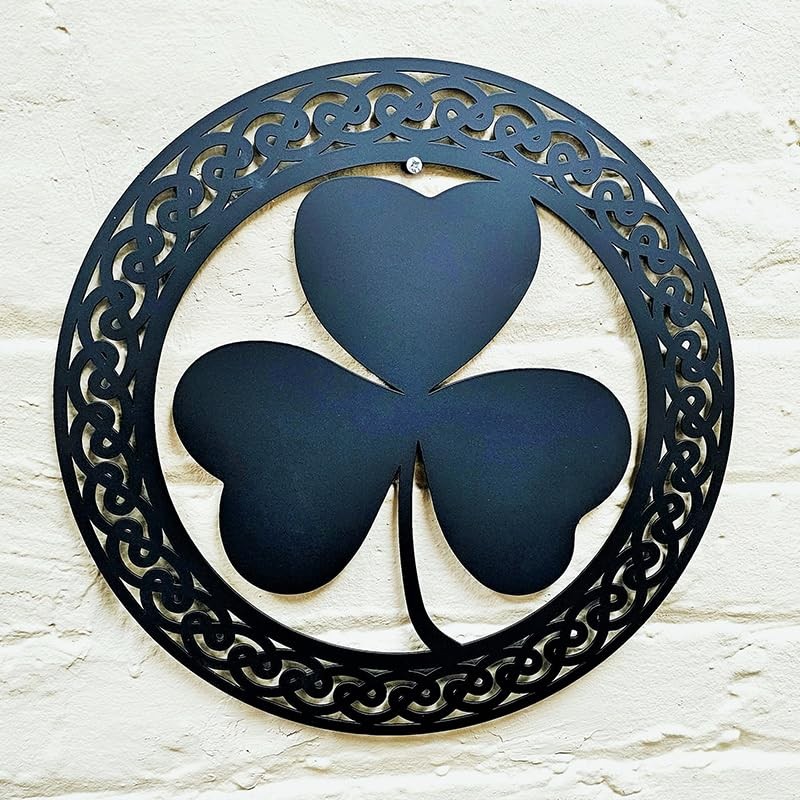 Exclusive Irish Shamrock Round Wall Hanging