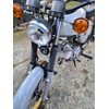 Fork cross yoke: reinforcement of the front fork (fork stabiliser