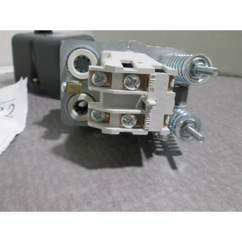 ROLAIR MDR2-EA/11 CONDOR PRESSURE SWITCH W/ UNLOADER & ON-OFF LEVER