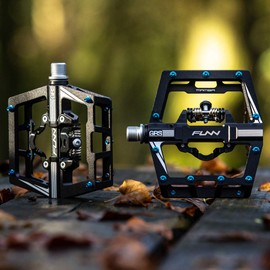 Funn Mamba MTB Clipless Pedals, Single Sided Clip, SPD Cleats (Black)