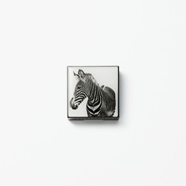 Chantecaille Luminescent Eyeshadow 2.5g - Zebra / 샹테카이 루미네센트 아이섀이드 2.5g - 얼룩말