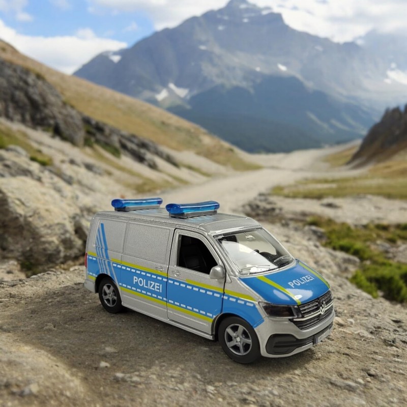 Kids Globe VW Transporter Police with Boat DE Die Cast