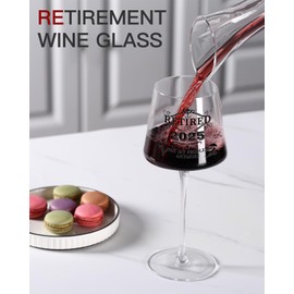 Physkoa Retired 2025 Wine Glass – Funny Retirement Gifts for Women with Crown & Sash – Limited Edition Hand-Blown Crystal – Retirement Party Decorations & Happy Farewell Gifts for Coworkers