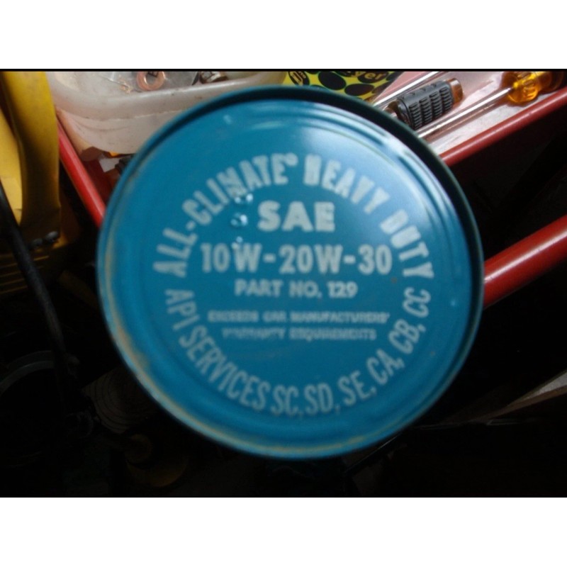 Valvoline Vintage Motor Oil Can Full