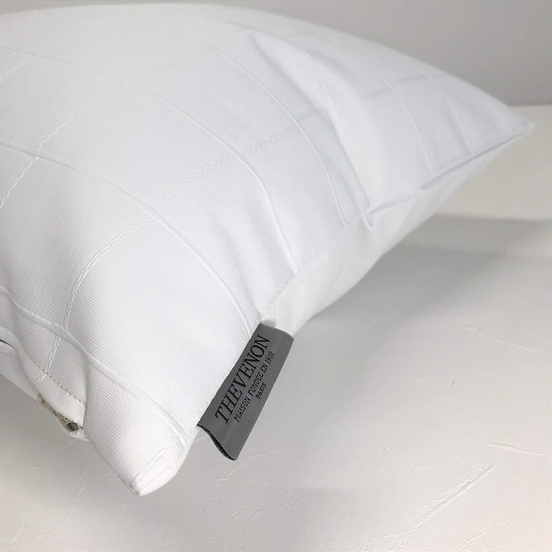 Out Style Modern Imported Fabric Cushion Cover (45x45, Elit Hexagon